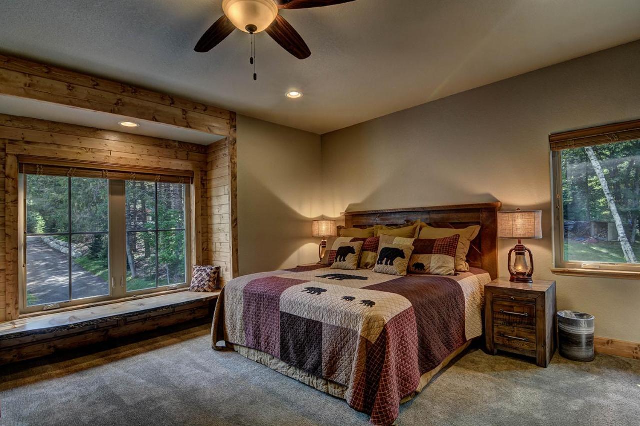 Whispering Pines Lodge: 9 Bedroom Eagle River Dış mekan fotoğraf