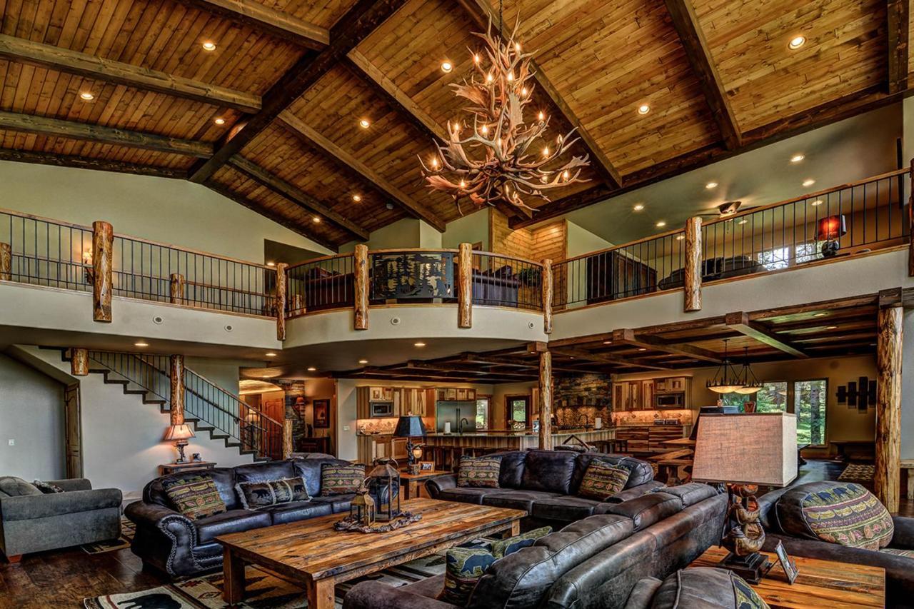 Whispering Pines Lodge: 9 Bedroom Eagle River Dış mekan fotoğraf